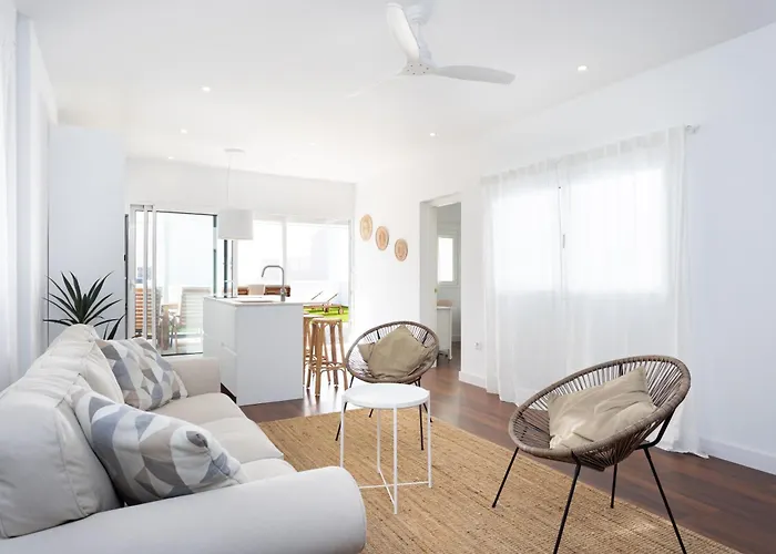 Home2book Stylish With Terrace In Cruz