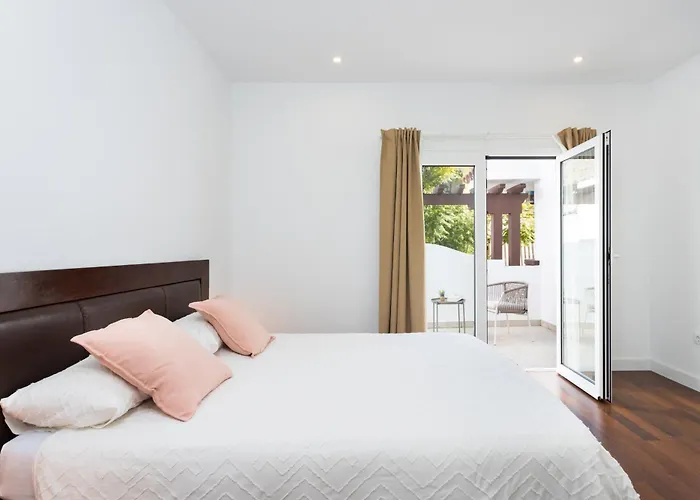 Home2book Stylish With Terrace In Cruz