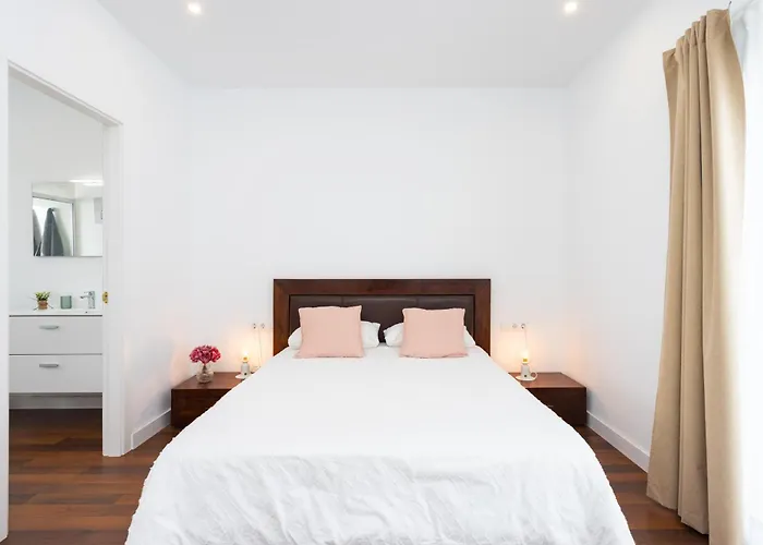 Home2book Stylish With Terrace In Cruz *